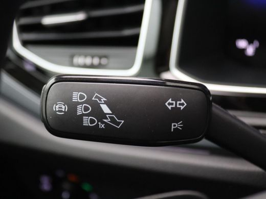 Volkswagen Polo 1.0 TSI R-Line Edition 95PK DSG Pano-Schuifdak, Keyless, Side Assist, Adaptieve Cruise Control, A... ActivLease financial lease