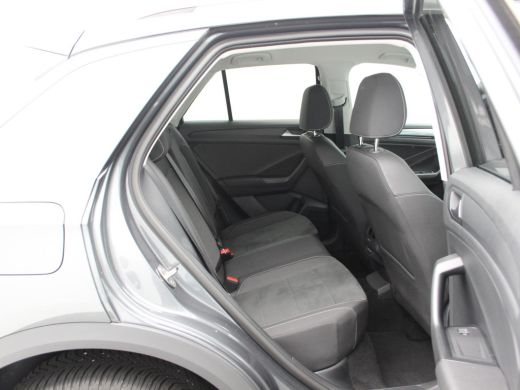 Volkswagen T-Roc 1.5 TSi 150 Pk Automaat Style | Camera | Adaptive Cruise | Stoelverwarming | CarPlay | navigatie ... ActivLease financial lease