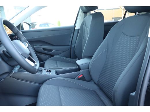 Volkswagen T-Roc Life First Edition | 'App-Connect' draadloze smartphone integratie | Automatische afstandsregelin... ActivLease financial lease