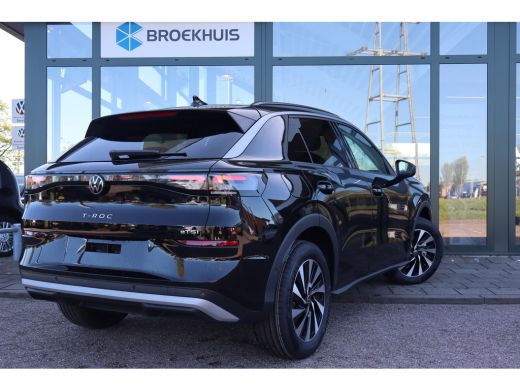 Volkswagen T-Roc Life First Edition | 'App-Connect' draadloze smartphone integratie | Automatische afstandsregelin... ActivLease financial lease