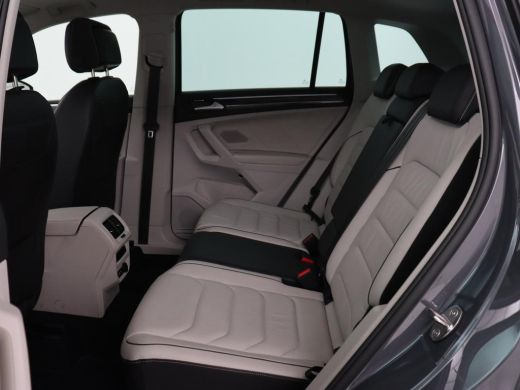 Volkswagen Tiguan 1.4 TSI eHybrid Life Business | SOH 93,8% | Panoramadak | Leder | Stoelverwarming | 360 Camera | ... ActivLease financial lease