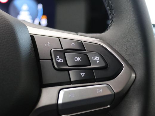 Volkswagen Transporter 2.0 TDI L2H1 30 Style 170PK AUT8 Dubbele schuifdeur, Adaptieve Cruise Controle, Trekhaak, Achteru... ActivLease financial lease