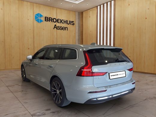 Volvo  V60 2.0 T6 Plug-in hybrid AWD Essential Bright | Trekhaak | Camera | Stoel + Stuur verwaming | DAB | ... ActivLease financial lease