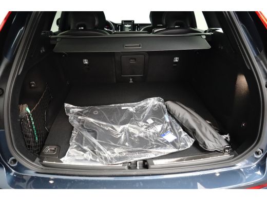 Volvo  XC60 T6 Plug-in Hybrid AWD Plus Black Edition | Head-Up | Stoelventilatie | 360&deg; Camera | Harman/Kardo... ActivLease financial lease