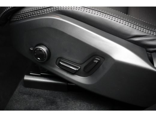 Volvo  XC60 T6 Plug-in Hybrid AWD Plus Black Edition | Head-Up | Stoelventilatie | 360&deg; Camera | Harman/Kardo... ActivLease financial lease