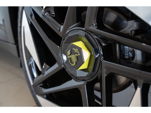 Abarth 600e Turismo 54 kWh | 8 Jaar Garantie | 20 Inch Velgen | Apple Carplay & Android Auto | LED | Keyless ... ActivLease financial lease