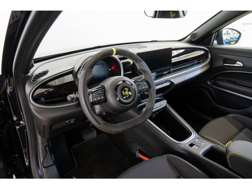 Abarth 600e Turismo 54 kWh | 8 Jaar Garantie | 20 Inch Velgen | Apple Carplay & Android Auto | LED | Keyless ... ActivLease financial lease