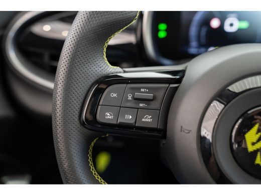 Abarth 600e Turismo 54 kWh | 8 Jaar Garantie | 20 Inch Velgen | Apple Carplay & Android Auto | LED | Keyless ... ActivLease financial lease