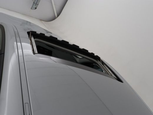 BMW 1 Serie 118i Executive | Schuifdak | Leder | Stoelverwarming | Camera | Full LED | Navigatie | Parkeerhul... ActivLease financial lease