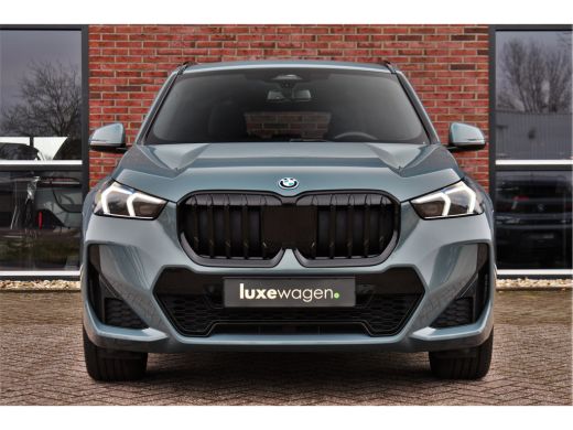 BMW X1 xDrive25e M-Sport Premium 18inch Leder Camera ACC-voorbereiding ActivLease financial lease