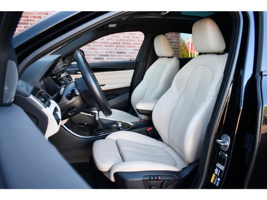 BMW X2 xDrive25e M-Sport Pano ACC H/K HUD Camera El-zetels ActivLease financial lease