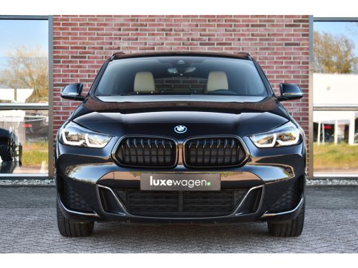 BMW X2 xDrive25e M-Sport Pano ACC H/K HUD Camera El-zetels ActivLease financial lease