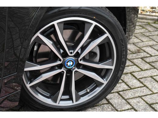 BMW X2 xDrive25e M-Sport Pano ACC H/K HUD Camera El-zetels ActivLease financial lease