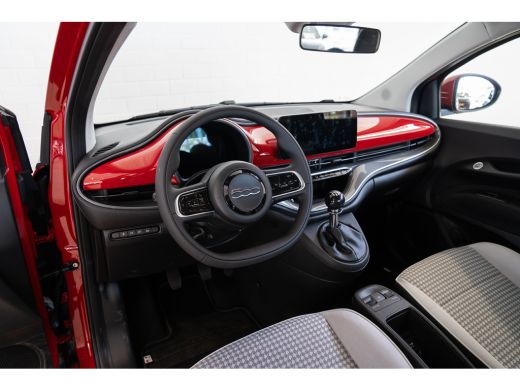 Fiat 500 1.0 Hybrid Torino Launch Edition | Climate Controle | Lichtmetalen velgen | Parkeersensoren | App... ActivLease financial lease