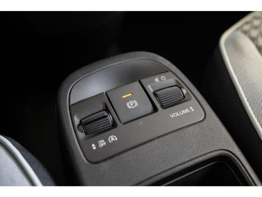Fiat 500 1.0 Hybrid Torino Launch Edition | Climate Controle | Lichtmetalen velgen | Parkeersensoren | App... ActivLease financial lease