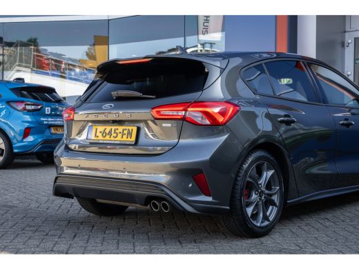 Ford Focus 1.0 EcoBoost Hybrid ST Line X Business | Adaptief Cruise | Camera | Dodehoek detectie | Bang&Oluf... ActivLease financial lease