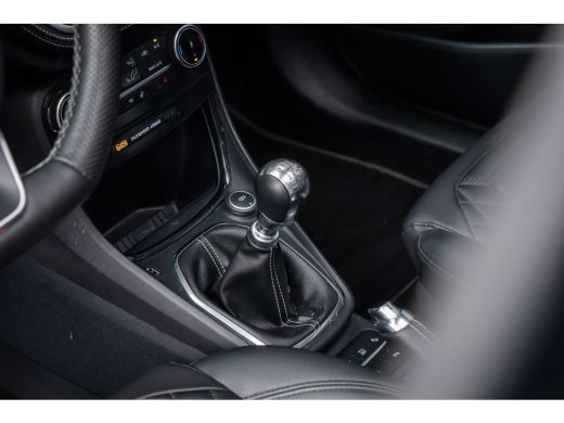 Ford Puma 1.0 EcoBoost Hybrid Vignale | 100% dealer o.h. | Panoramadak | Full LED | Adaptieve cruise | Came... ActivLease financial lease