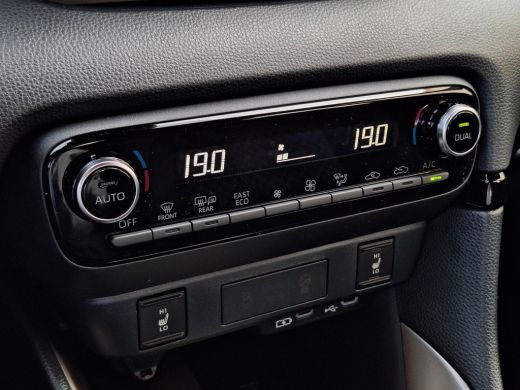 Mazda 2 Hybrid Hybrid 1.5 Homura | Achteruitrijcamera | Stoel/stuurverwarming | Apple Carplay/Android Auto | Cli... ActivLease financial lease
