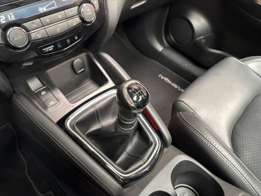 Nissan QASHQAI 1.2 Sport (PANORAMADAK, NAVIGATIE, LEDER, STOELVERWARMING, 360 CAMERA, ELEK SPORTSTOELEN, GETINT ... ActivLease financial lease