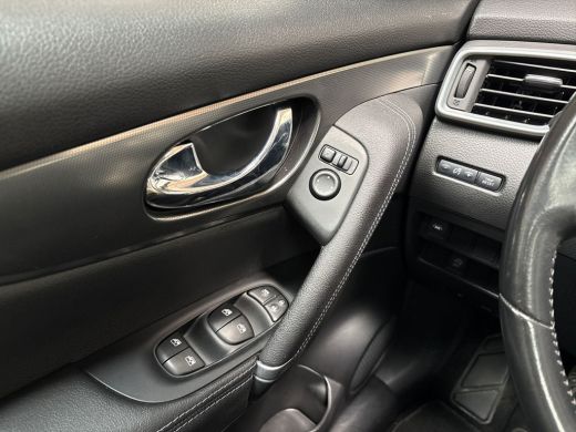 Nissan QASHQAI 1.2 Sport (PANORAMADAK, NAVIGATIE, LEDER, STOELVERWARMING, 360 CAMERA, ELEK SPORTSTOELEN, GETINT ... ActivLease financial lease