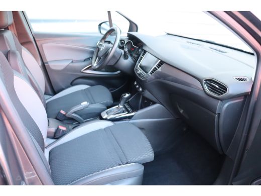 Opel Crossland X 1.2 TURBO 130PK INNOVATION+ AUTOMAAT / NAVI / LEDER / CLIMA / LED / PDC / AGR / 17" LMV / CAMERA ... ActivLease financial lease