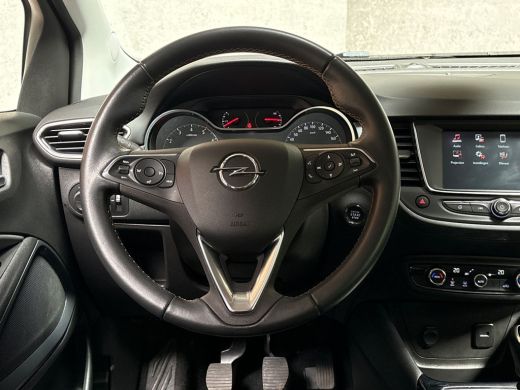 Opel Crossland X 1.2 Turbo Innovation Sport (APPLE CARPLAY, BLACK PACK, NAVIGATIE, CLIMATE, KEYLESS, LEDER, SPORTS... ActivLease financial lease