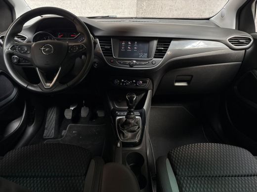 Opel Crossland X 1.2 Turbo Innovation Sport (APPLE CARPLAY, BLACK PACK, NAVIGATIE, CLIMATE, KEYLESS, LEDER, SPORTS... ActivLease financial lease