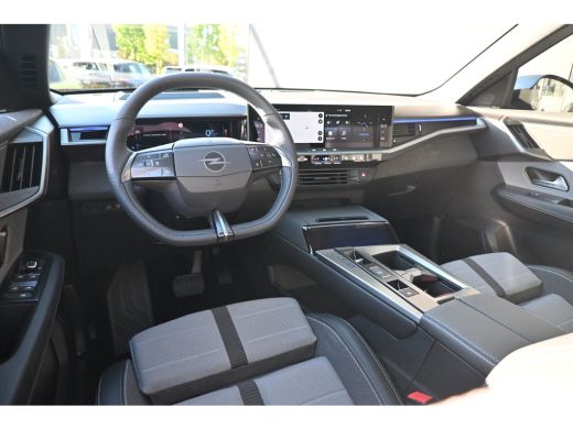 Opel Grandland 1.6 Turbo Plug-in-Hybrid Ultimate 195pk | Afn. Trekhaak | FOCAL | HeadUp-Display | LED-Matrix | A... ActivLease financial lease