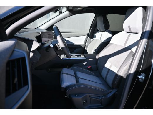 Opel Grandland 1.6 Turbo Plug-in-Hybrid Ultimate 195pk | Afn. Trekhaak | FOCAL | HeadUp-Display | LED-Matrix | A... ActivLease financial lease