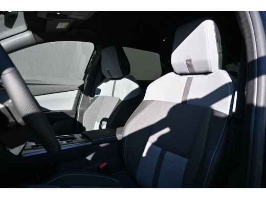 Opel Grandland 1.6 Turbo Plug-in-Hybrid Ultimate 195pk | Afn. Trekhaak | FOCAL | HeadUp-Display | LED-Matrix | A... ActivLease financial lease