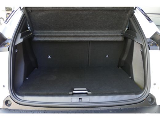 Peugeot 2008 1.2 PURETECH 100PK ALLURE PACK / NAVI / CLIMA / 17" LMV / CAMERA / KEYLESS / FULL-LED / BLUETOOTH... ActivLease financial lease