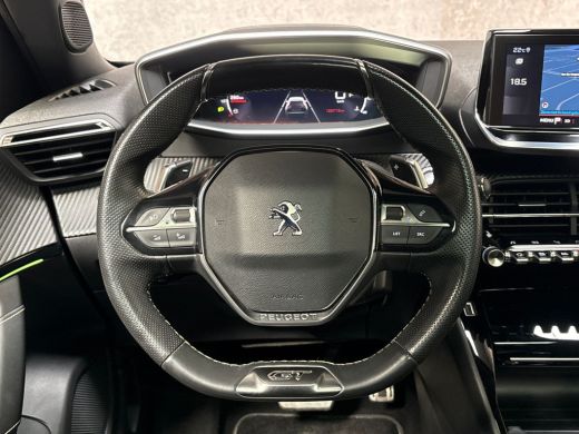 Peugeot 2008 1.2 PureTech GT Pack 156Pk Automaat (PANORAMADAK, VIRTUAL COCKPIT, APPLE CARPLAY, GROOT NAVI, 360... ActivLease financial lease
