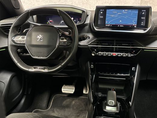 Peugeot 2008 1.2 PureTech GT Pack 156Pk Automaat (PANORAMADAK, VIRTUAL COCKPIT, APPLE CARPLAY, GROOT NAVI, 360... ActivLease financial lease