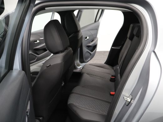 Peugeot 208 1.2 PureTech 100 Allure Cruise Control | Climate Control | Apple Carplay/Android Auto ActivLease financial lease