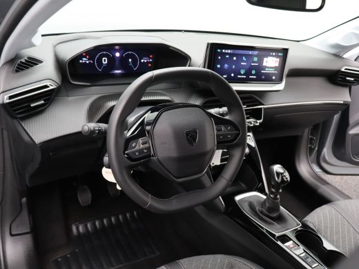 Peugeot 208 1.2 PureTech 100 Allure Cruise Control | Climate Control | Apple Carplay/Android Auto ActivLease financial lease