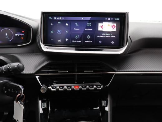 Peugeot 208 1.2 PureTech 100 Allure Cruise Control | Climate Control | Apple Carplay/Android Auto ActivLease financial lease
