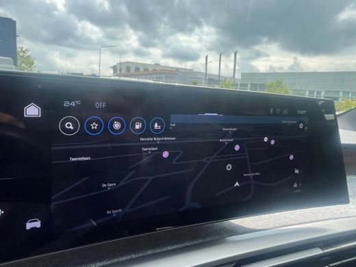 Peugeot 3008 1.2 Hybrid 136 GT | Navi | Stuur-en stoelverw. | Camera 360 | PDC V+A | El. achterklep | LMV 19 |... ActivLease financial lease