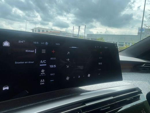 Peugeot 3008 1.2 Hybrid 136 GT | Navi | Stuur-en stoelverw. | Camera 360 | PDC V+A | El. achterklep | LMV 19 |... ActivLease financial lease