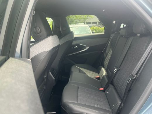 Peugeot 3008 1.2 Hybrid 136 GT | Navi | Stuur-en stoelverw. | Camera 360 | PDC V+A | El. achterklep | LMV 19 |... ActivLease financial lease