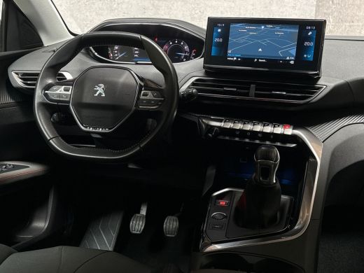 Peugeot 5008 1.2 PureTech Sport 7 Persoons (APPLE CARPLAY, GROOT NAVI, LEDER, 360 CAMERA, KEYLESS, SPORTSTOELE... ActivLease financial lease