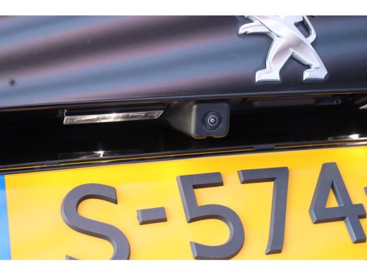 Peugeot e-2008 EV 136PK ALLURE PACK AUTOMAAT / NAVI / LEDER / CLIMA / LED / PDC / 17" LMV / CAMERA / KEYLESS / W... ActivLease financial lease