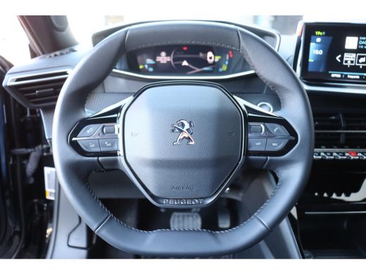 Peugeot e-2008 EV 136PK ALLURE PACK AUTOMAAT / NAVI / LEDER / CLIMA / LED / PDC / 17" LMV / CAMERA / KEYLESS / W... ActivLease financial lease
