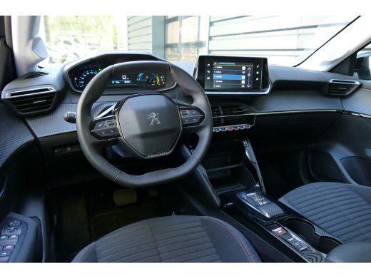 Peugeot e-208 EV 136PK 50KWH ACTIVE PACK AUTOMAAT / NAVI / CLIMA / 16"LMV / SOH 94% / PDC / LED / BLUETOOTH / C... ActivLease financial lease
