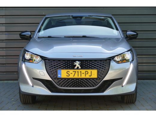 Peugeot e-208 EV 136PK 50KWH ACTIVE PACK AUTOMAAT / NAVI / CLIMA / 16"LMV / SOH 94% / PDC / LED / BLUETOOTH / C... ActivLease financial lease