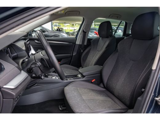 Skoda Octavia Combi 1.5 e-TSI Business Edition Plus | Cruise control adaptief | Apple Carplay/Android Auto | St... ActivLease financial lease