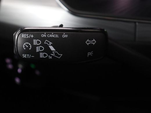 Skoda Superb 1.4 TSI iV Business Edition | SOH 87,2% | Camera | Carplay | Full LED | Digital Cockpit | Navigat... ActivLease financial lease