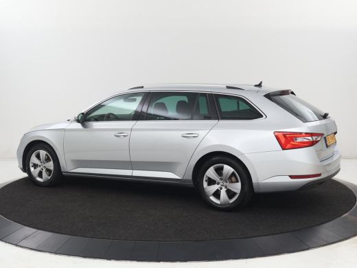 Skoda Superb 1.4 TSI iV Business Edition | SOH 87,2% | Camera | Carplay | Full LED | Digital Cockpit | Navigat... ActivLease financial lease