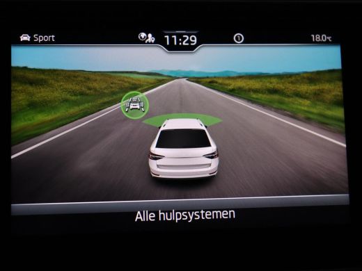 Skoda Superb 1.4 TSI iV Business Edition | SOH 87,2% | Camera | Carplay | Full LED | Digital Cockpit | Navigat... ActivLease financial lease