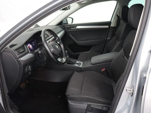 Skoda Superb 1.4 TSI iV Business Edition | SOH 87,2% | Camera | Carplay | Full LED | Digital Cockpit | Navigat... ActivLease financial lease