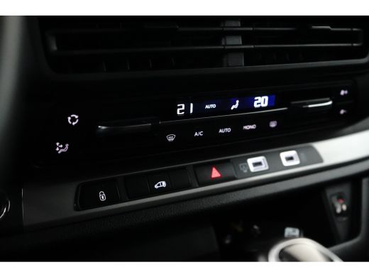 Toyota ProAce 2.0 D-4D 140PK L2 Challenger | Navi | Cruise Controle | Camera | Stoel en stuurverw | Apple Carplay ActivLease financial lease